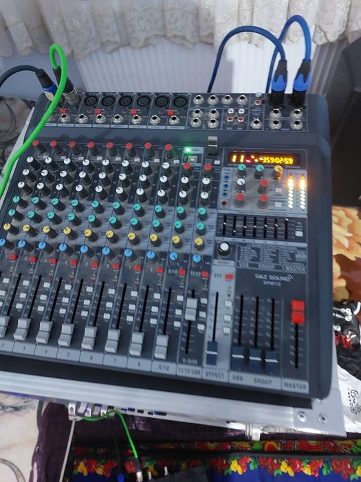 Срочна камплект апаратура сотилади зор апарат