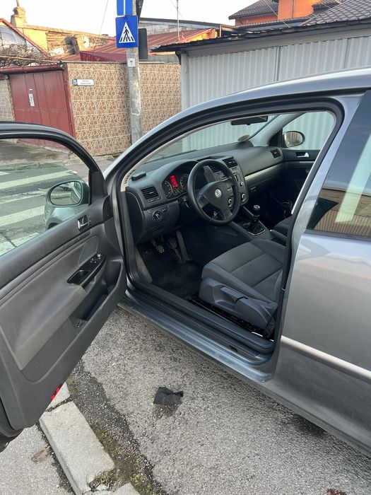 Vw golf 5 ,1.4 benzina