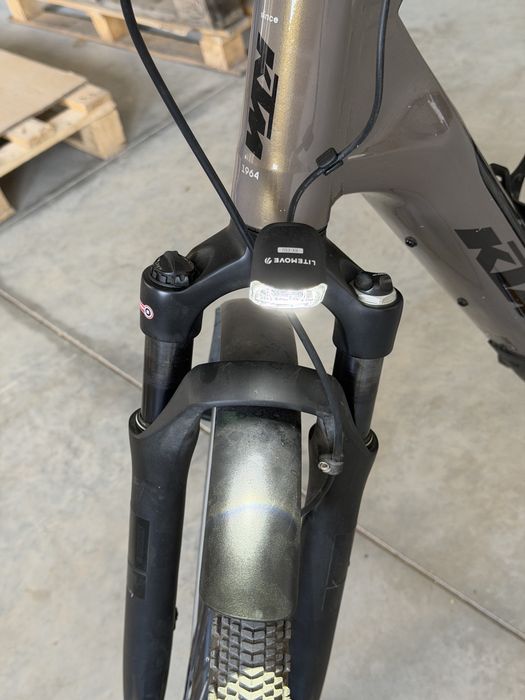 Електрически велосипед KTM Macina Magic SX PRO 2026 | Bosch SX | 1249 км | L | 400Wh