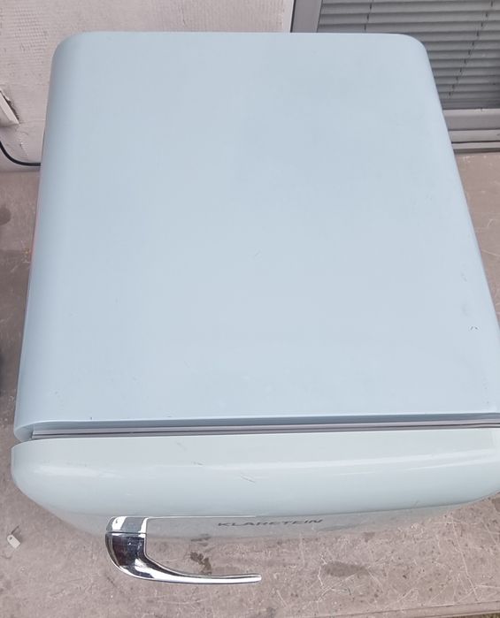 Мини хладилник с фризер Klarstein 37L