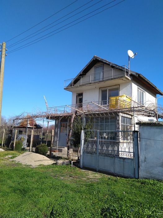 Продава се Къща в с. Разделна, Област Стара Загора - 100 кв.м за 325 €/кв.м - Снимка #1