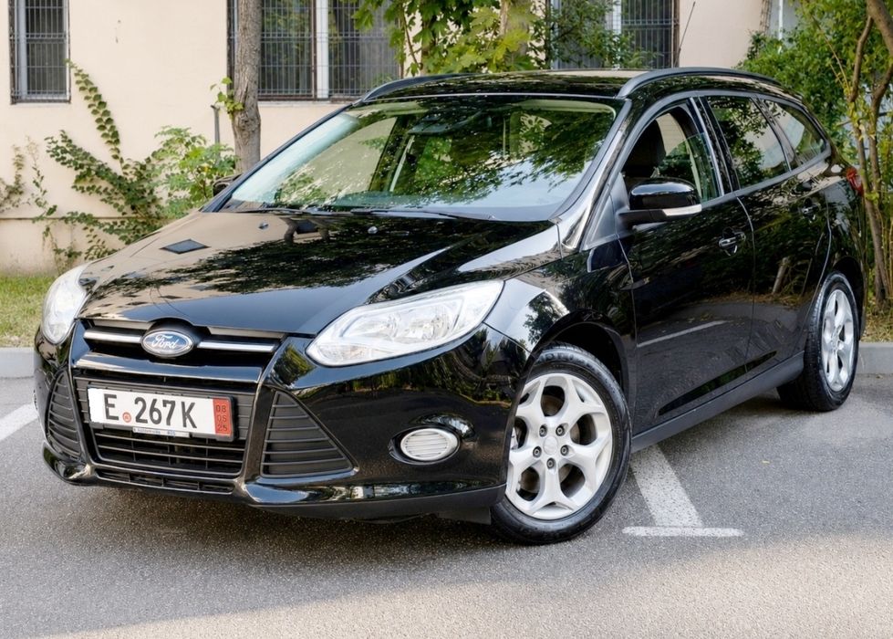 FORD Focus 2011 — imagine 1