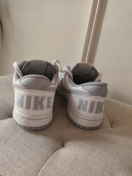 De vânzare încălțăminte sport (Nike, Vans )