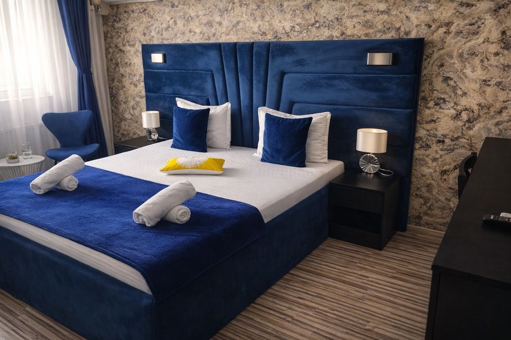 Cazare/camera inchiriere regim hotelier /Mihai Bravu-zona Mall Vitan