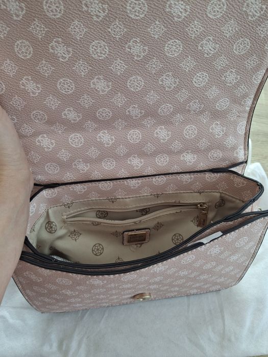 Чанта през рамо GUESS
