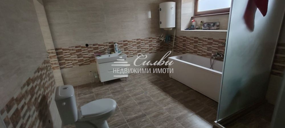 Двуетажна ТУХЛЕНА къща - с.Янково