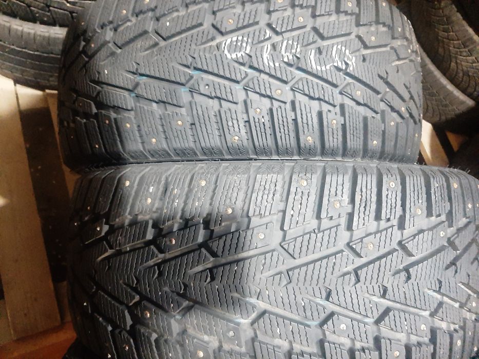 Продам шины 235/45/18 найда Китай