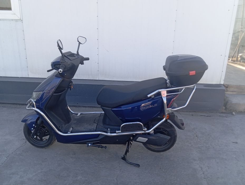 Elektr skuter sotiladi. Cavalo rays .