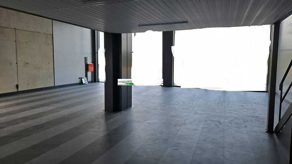 Дава се под наем Магазин в Пловдив, Беломорски - 180 кв.м за 1800 € - Снимка #2