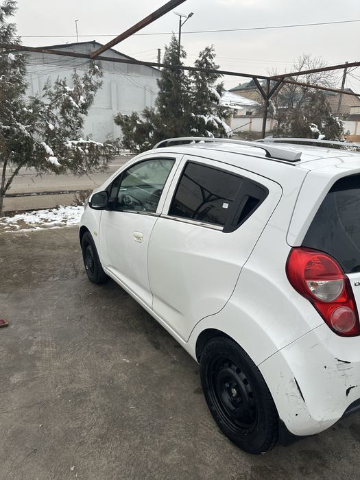 Srochna spark sotiladi 2016