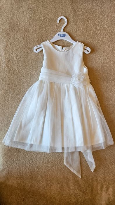 Нарядное платье для девочки