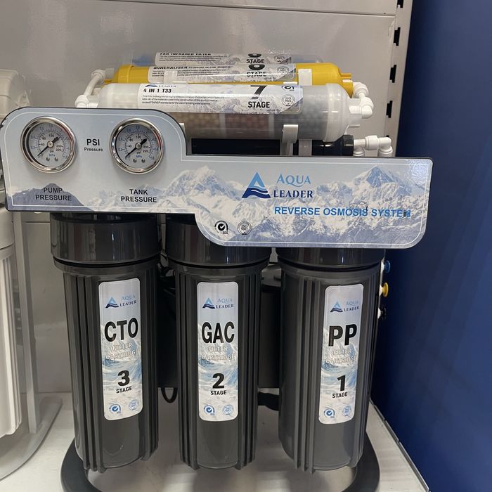 Замена и установка фильтров для воды.