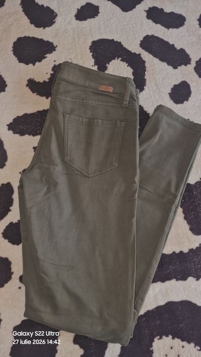 Pantaloni eleganți Massimo Dutti