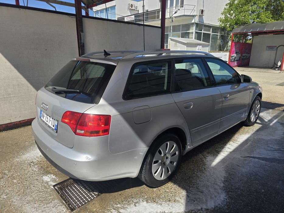 AUDI A4 0 — imagine 4