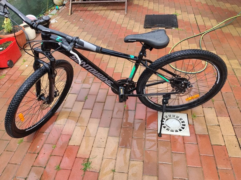 Vând bicicleta Suntouring de 27 inci.