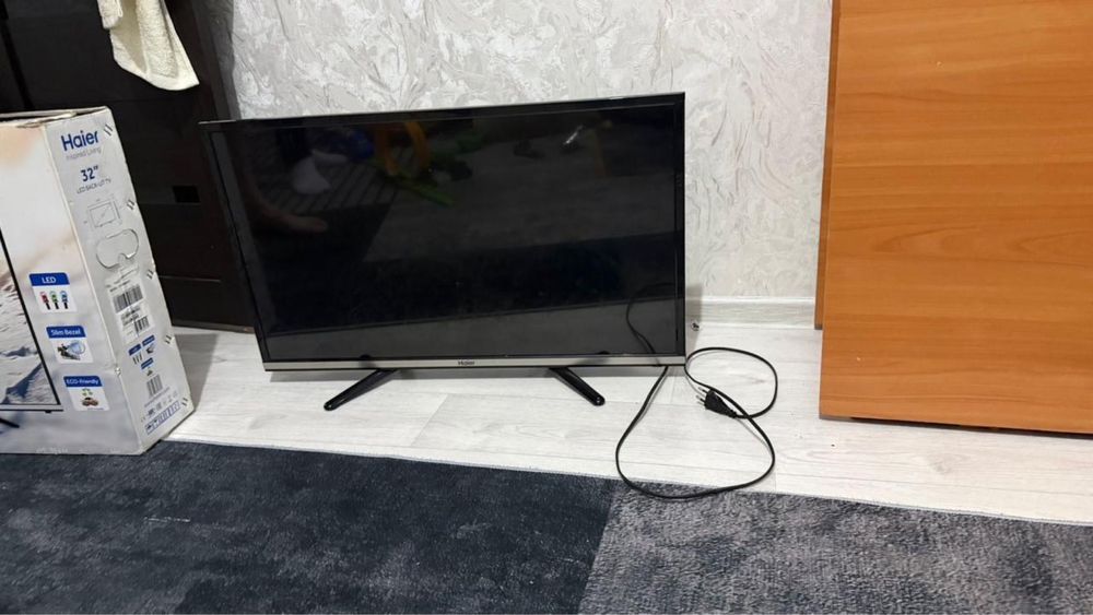 Продается телевизор Haier LE32B8500T LED экраном