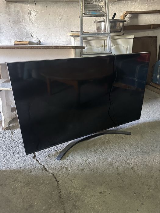 Продам левизор LG на запчасти