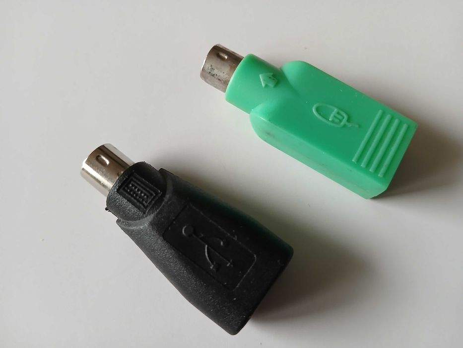 Продавам нов неупотребяван USB => PS/2  преходник