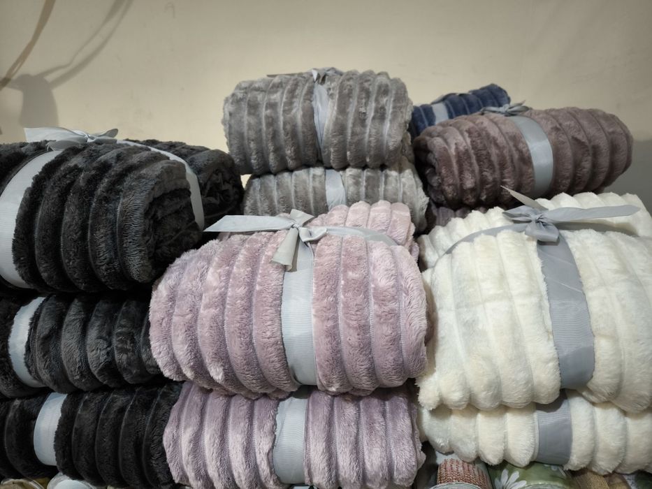 Луксозни пухкави одеяла 200/230см