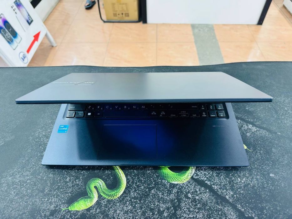ASUS Vivobook i5-12gen 8/512Gb