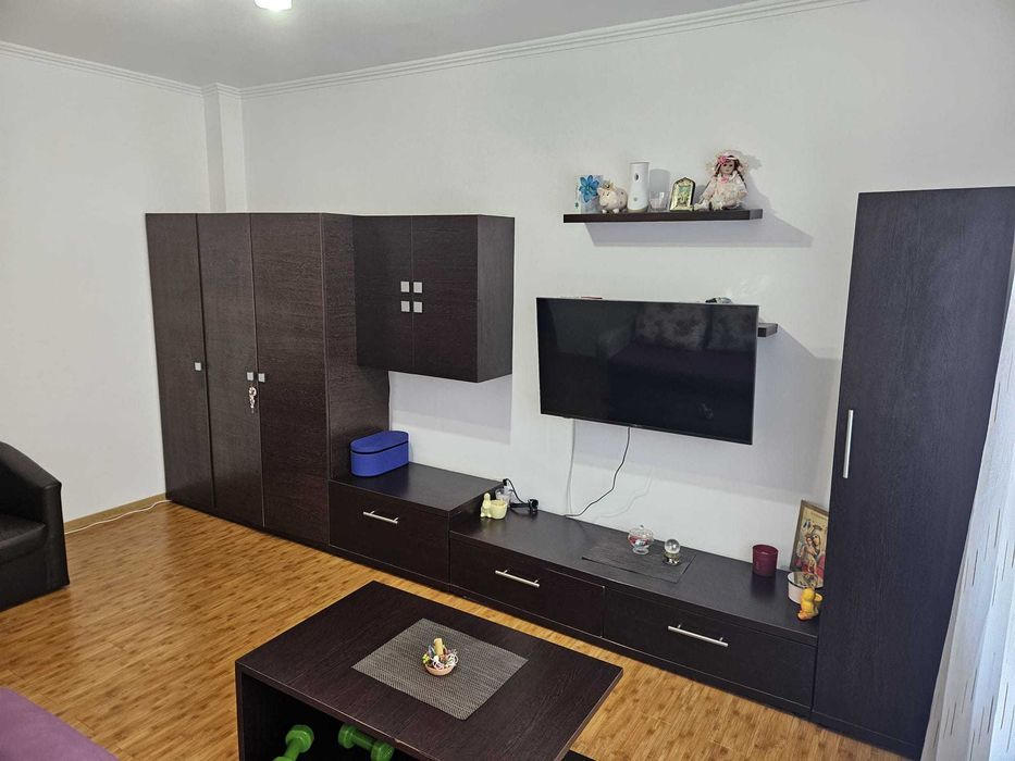 Vand Garsoniera Str Traian Pitesti