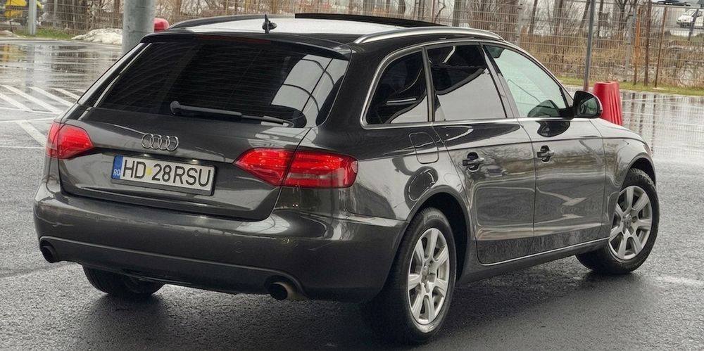 Audi a4 b8 2010 2.0