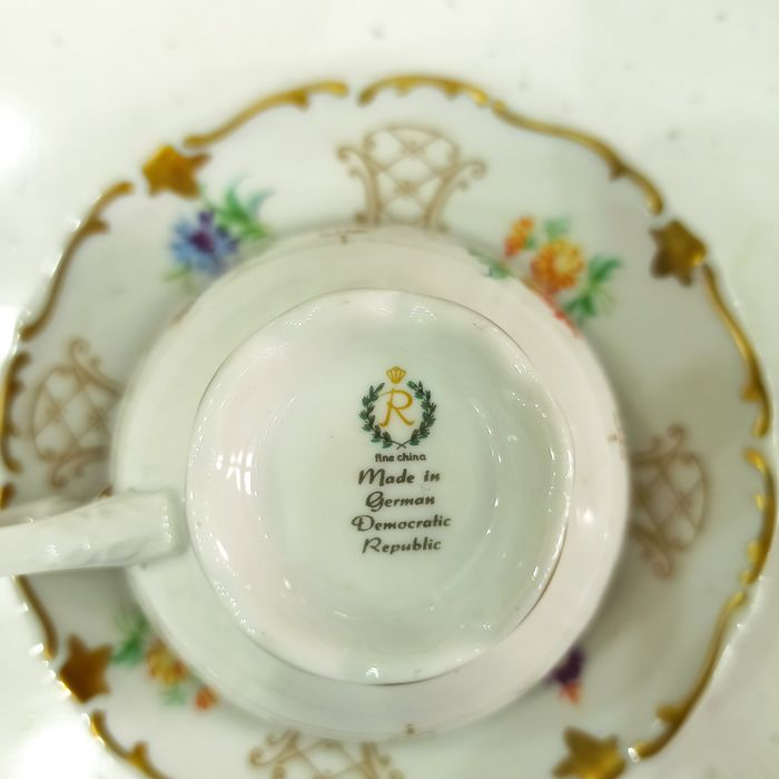 Кофейный  сервиз  (Антиквариат)