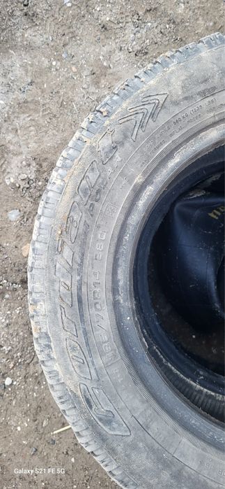 Продам комплект покрышек
