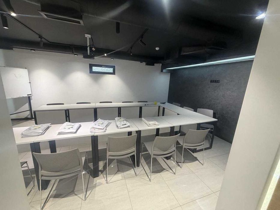 Аренда ПЕРВАЯ ЛИНИЯ 164м2 Ор-р Цум Кафе Bon