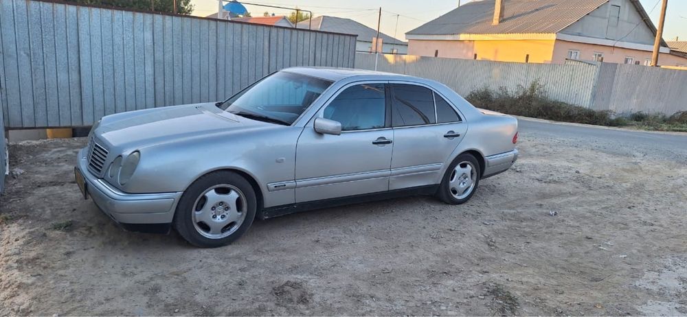 Мерседес Бенз 320