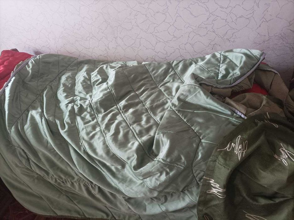 Занавеска, покрывало, подушки. Комплект