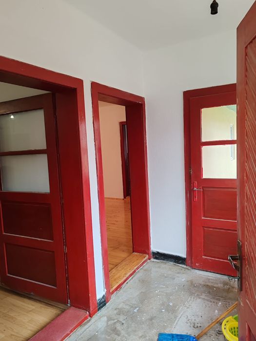 Casa familiala + spatiu comercial