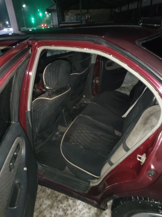 Продам машину Nissan Primera