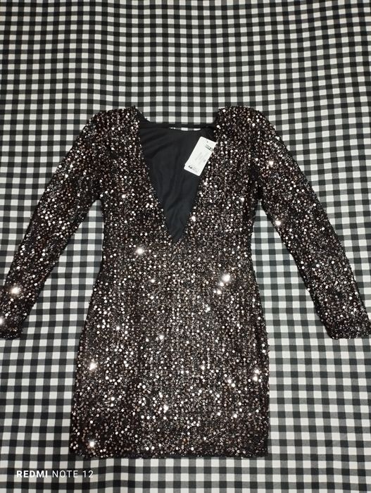 Платье в пайетках