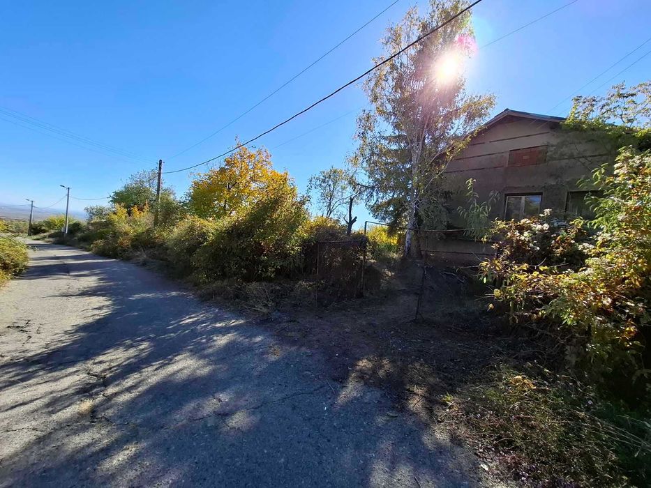 Къща в село Дълбоки