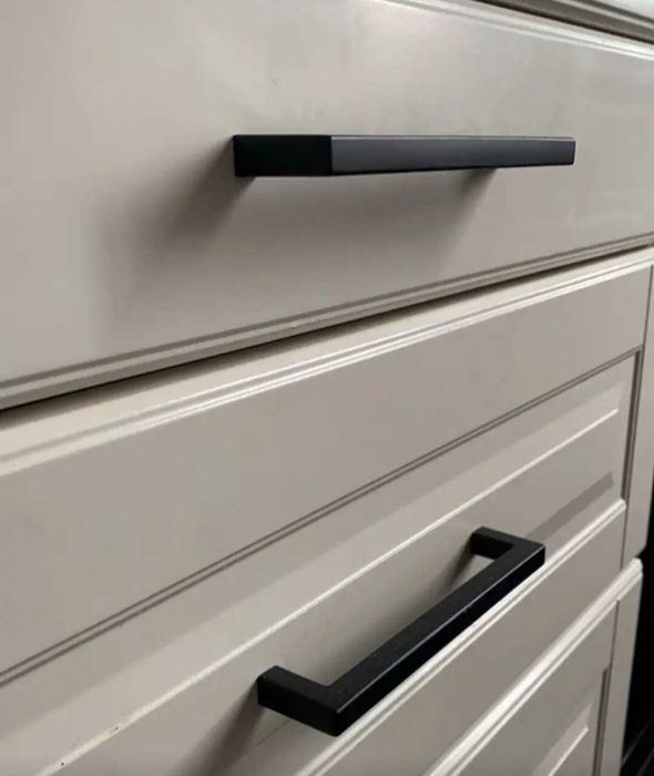 Елегантни дръжки за мебели 2 размера 96 и 128 мм черен мат