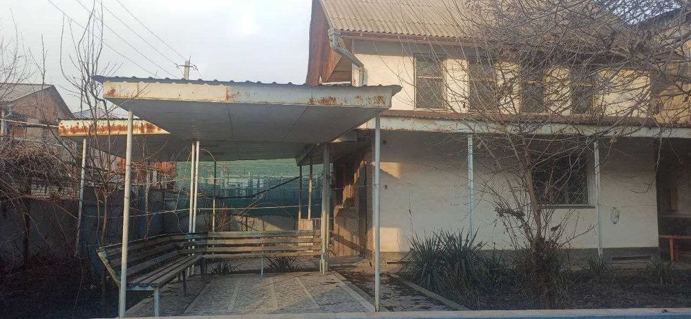 Участок 6 сотих сотилади