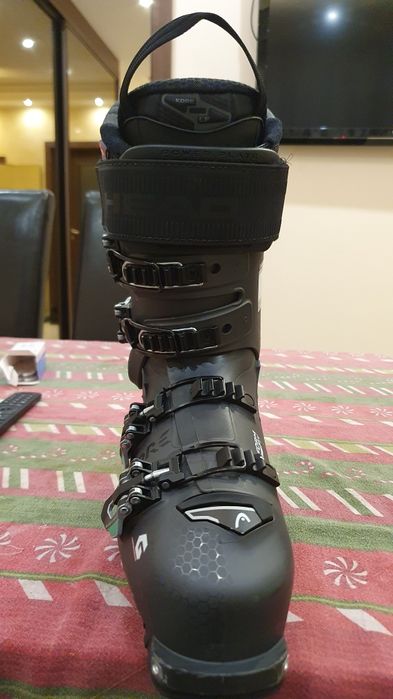 HEAD Kore 1 (flex 130-размер 260-265)