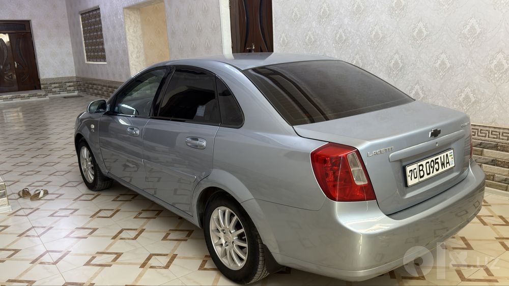 Lacetti lasetti lasitti lacetti
