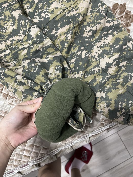 Продам бушлат в отличном состоянии