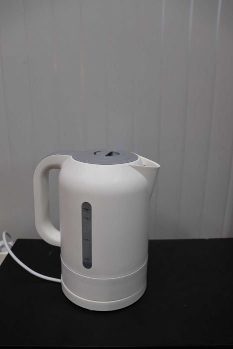 Ел. кана Russell Hobbs Precision Control 2200W, 1.7л LCD дисплей, Бяла