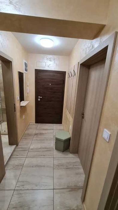 Дава се под наем Тристаен апартамент в Пловдив, Кючук Париж - 98 кв.м за 275.4 € - Снимка #7