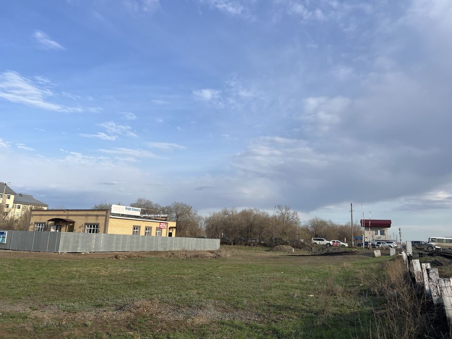 Продам комерческое помещение, в черте города ,