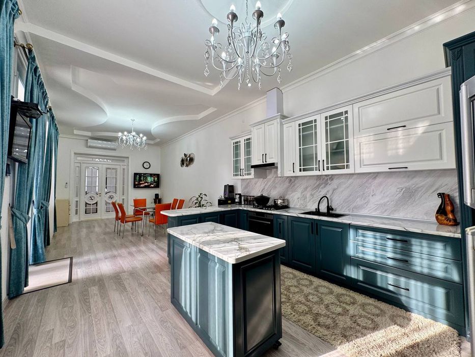 Продается Евро ЛЮКС Дом самом центре города Никитина