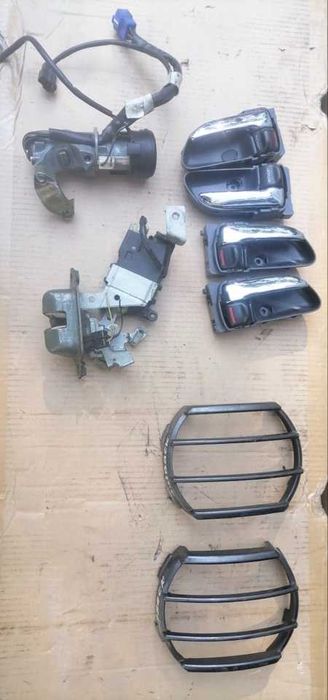 Фонарь  Subaru Outback B4  Субару Аутбак привозное