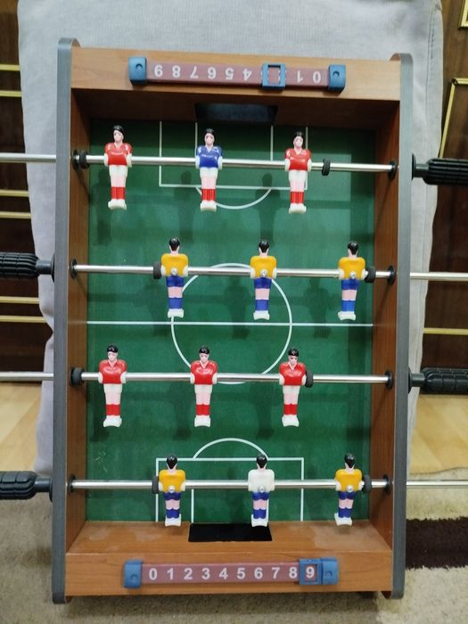 Продавам футболна игра джага