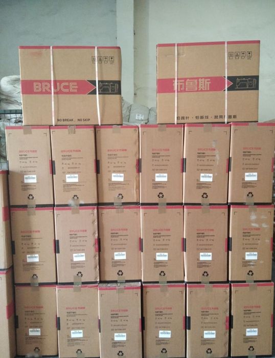 Швейная машинка "Bruce"