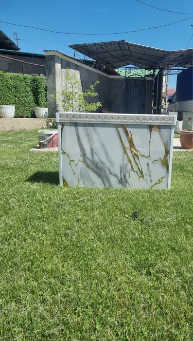 Продается вазон кашпо для цветов