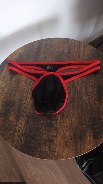 Vand chiloti tsnga pt barbati