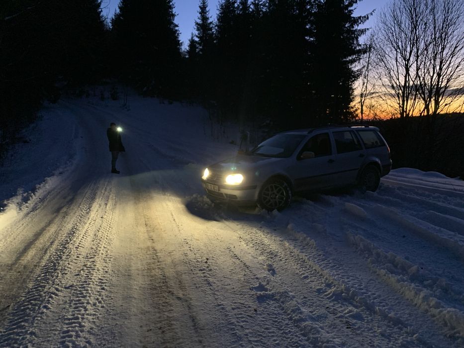 Vînd golf 4 break în stare bună de funtionare